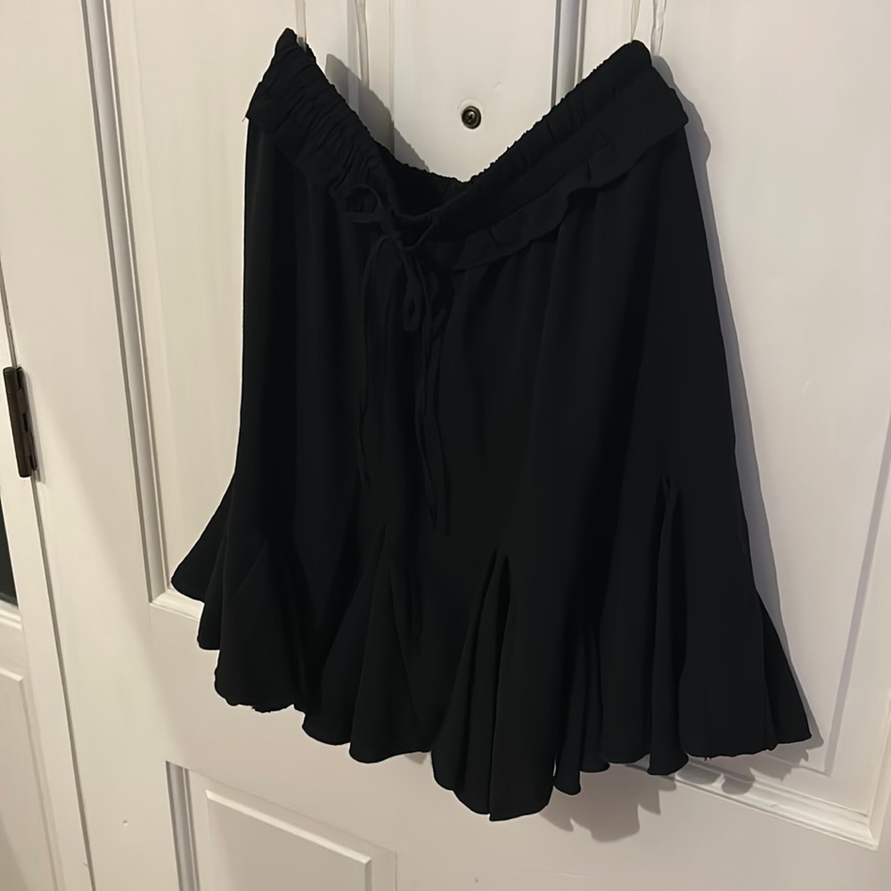 Ruffle mini skort